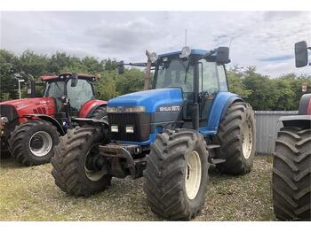 Tractor agricol New Holland 8870: Foto 1