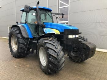 Tractor agricol New Holland TM 175: Foto 1