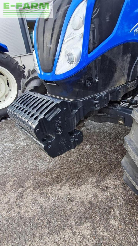 Tractor agricol New Holland t5.100 electro command (stufe v): Foto 12