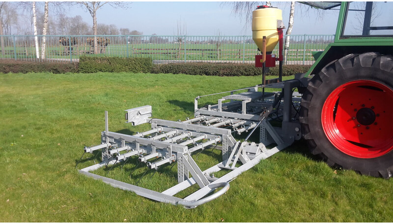 Maşină pentru prelucrarea solului nou Onbekend Graslandverzorgingsmachine: Foto 2