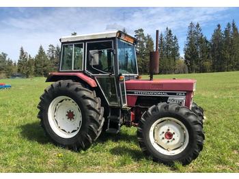 International 784  - Tractor agricol