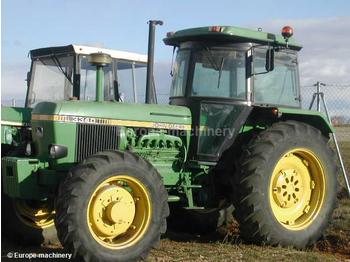John Deere 3340 DT - Tractor agricol