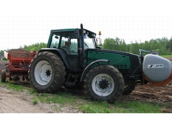Valtra Valmet 8450-4 - Tractor agricol