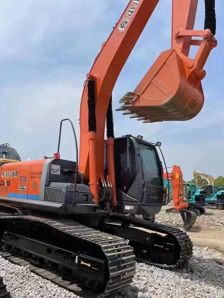 Excavator pe şenile 90%new 20 ton Korea Original made HITACHI ZX200 used hydraulic crawler excavator in ready stock: Foto 3