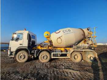 VOLVO FM 380 8x4 - autobetonieră