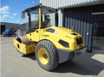 BOMAG BW 177 D-5 - Compactor: Foto 1