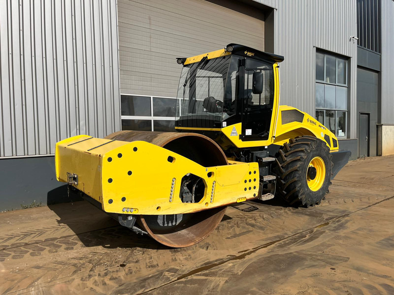 Cilindru compactor Bomag BW219DH-5 / CE certified / 2021 / low hours: Foto 2