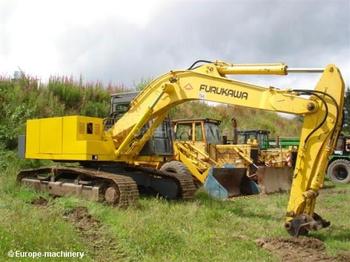 Furukawa 640 LC - Excavator pe şenile