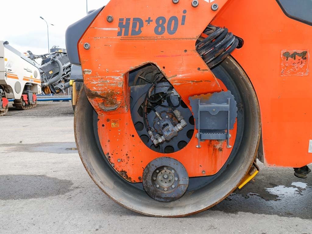 Cilindru compactor pentru asfalt HAMM HD+ 80i VV-S: Foto 10