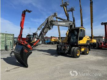 Excavator pe roţi Hjulgrävare Volvo EW160D: Foto 1