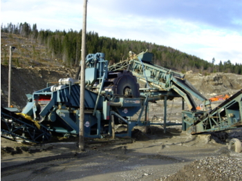 Powerscreen Fines master 120 - Utilaje constructii
