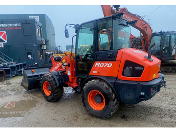 Kubota R070 - Încărcător articulat: Foto 1