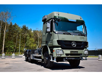 Mercedes-Benz 6x6 ACTROS 3344 Twist Lock BDF LIKE NEW  - Camion transport containere/ Swap body: Foto 2