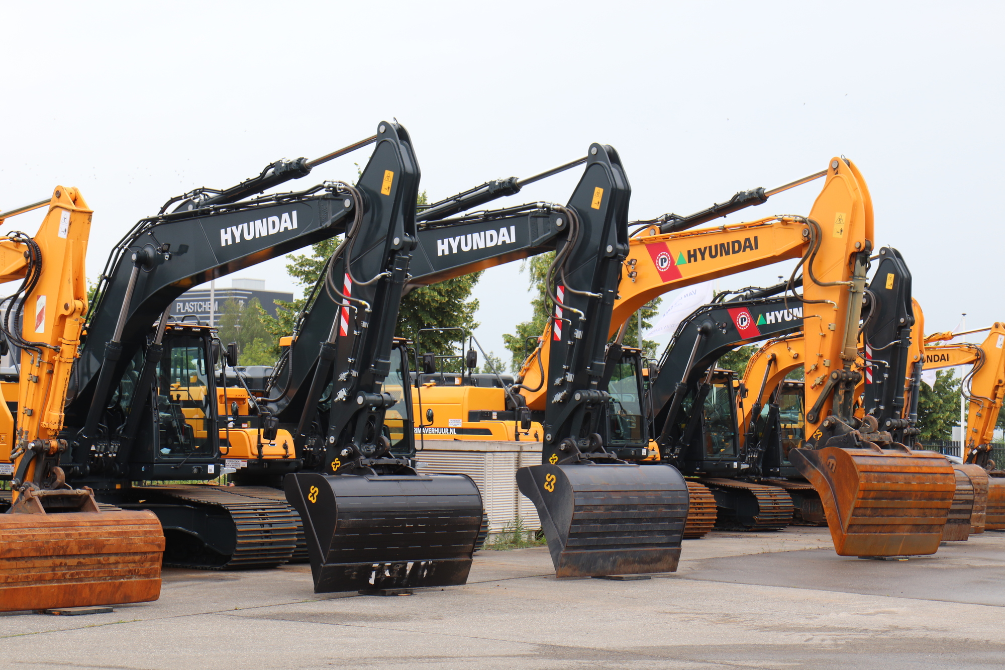 PRIMA Equipment B.V. - Utilaje constructii KOMATSU - aer condiționat undefined: Foto 9