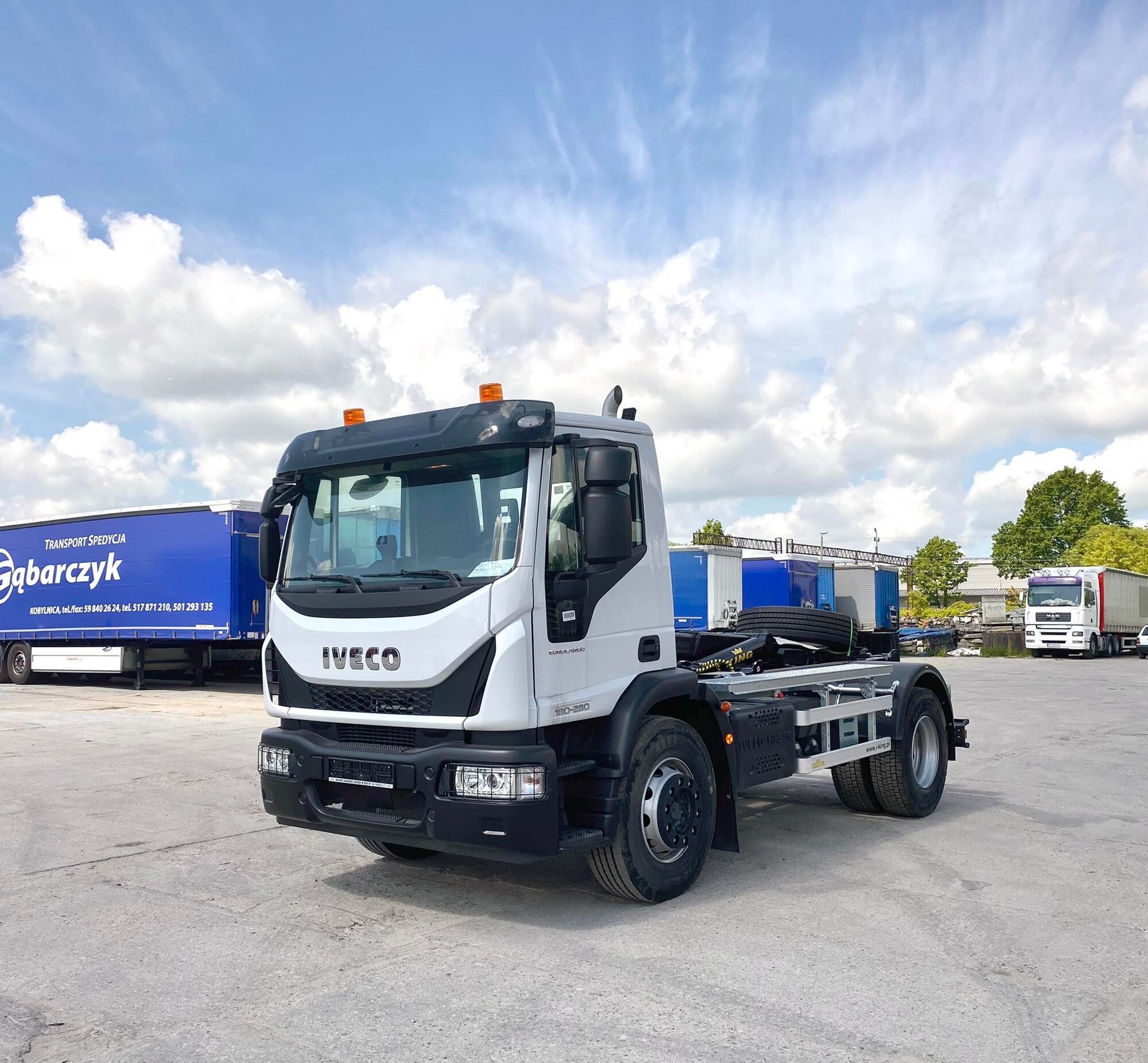 KING Vehicle Body Builder - Maşini comunale undefined: Foto 3