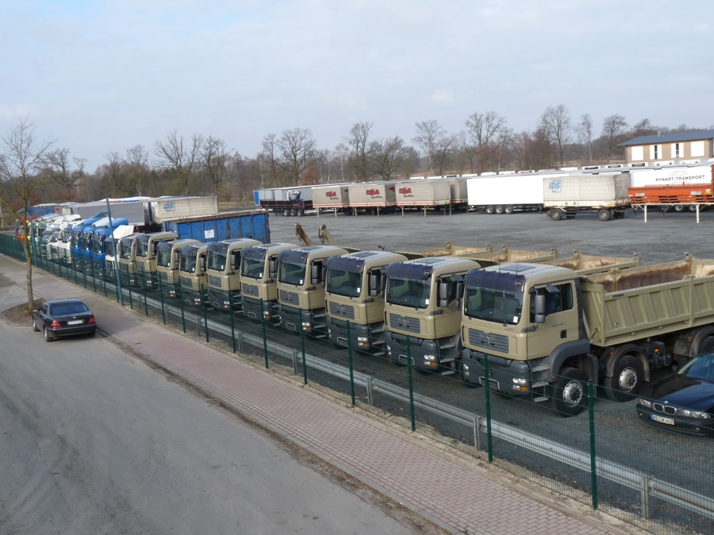 A1-Truck GmbH - Autoutilitare - 4x2, cutie de viteze: automată undefined: Foto 3