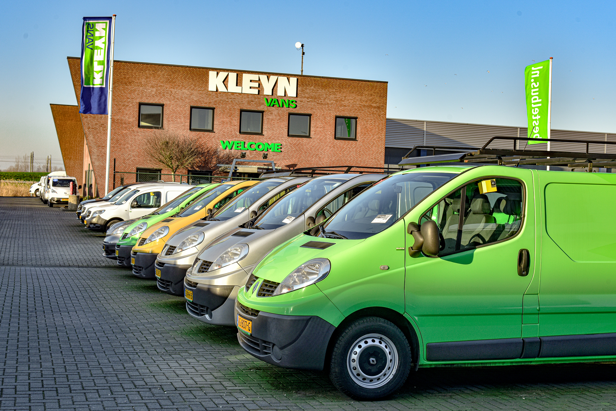 Kleyn Vans B.V. - Autobuze undefined: Foto 2