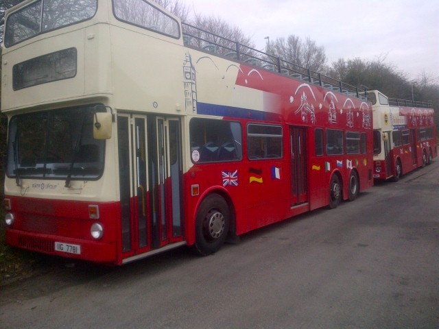 USED COACH SALES LTD undefined: Foto 2