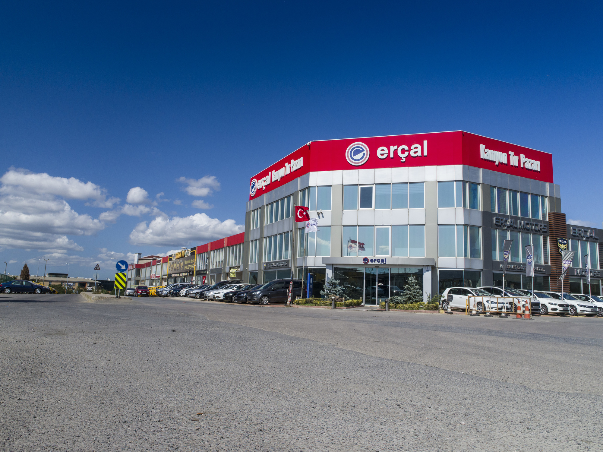 ERCAL TRUCKS - Utilaje constructii FORD - 8x4, 4-ax undefined: Foto 5