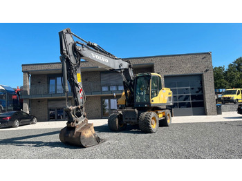Excavator pe roţi VOLVO EW180