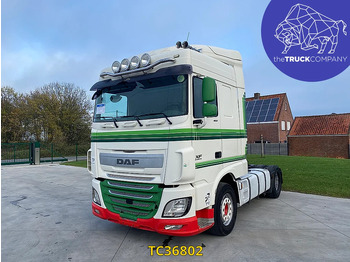 Cap tractor DAF XF
