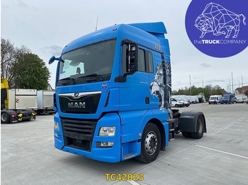 Cap tractor MAN TGX
