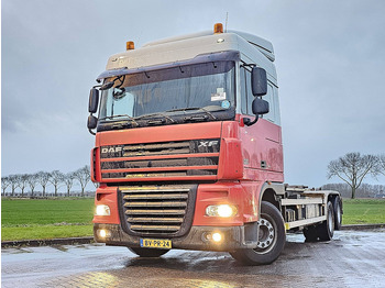 Camion cu cârlig DAF XF 105 410