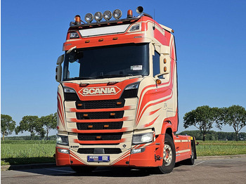 Cap tractor SCANIA S 520