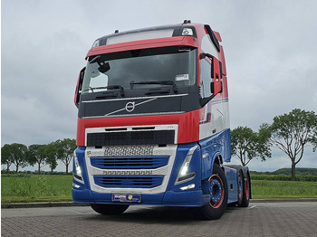 Cap tractor VOLVO FH 460