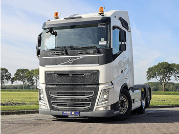 Cap tractor VOLVO FH 500