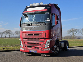 Cap tractor VOLVO FH 500