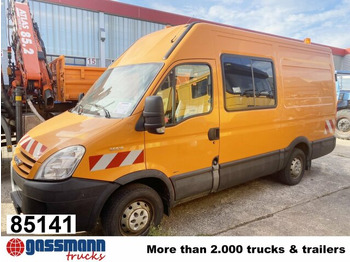 Autoutilitară cabină dublă IVECO Daily 35s12