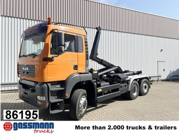 Camion cu cârlig MAN TGA