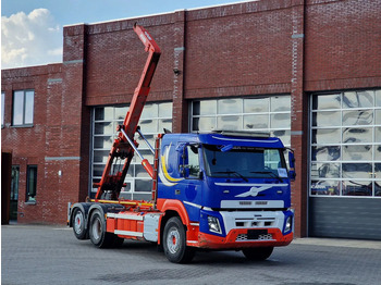 Camion cu cârlig VOLVO FMX 410