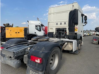 Cap tractor DAF XF105 460: Foto 4