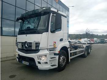 Camion cu cârlig MERCEDES-BENZ Antos