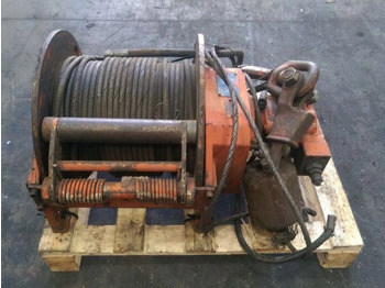 Troliu, Utilaje constructii Cabrestante de elevación: Foto 2