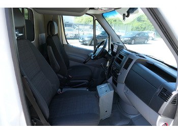 Ambulanță MERCEDES-BENZ Sprinter 316 CDI Klima Rettungswagen: Foto 5 Ambulanță MERCEDES-BENZ Sprinter 316 CDI Klima Rettungswagen: Foto 5