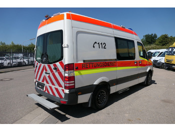 Ambulanță MERCEDES-BENZ Sprinter 316 CDI Klima Rettungswagen: Foto 3 Ambulanță MERCEDES-BENZ Sprinter 316 CDI Klima Rettungswagen: Foto 3
