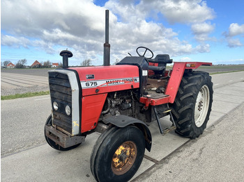 Tractor agricol MASSEY FERGUSON 600 series