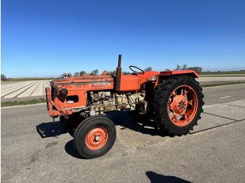 Tractor agricol ZETOR