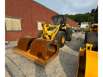 Încărcător frontal pe pneuri Komatsu WA320-8: Foto 2