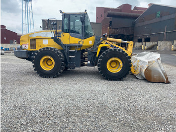 Încărcător frontal pe pneuri KOMATSU WA380-7