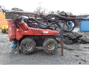 Maşină de foraj Sandvik Commando DC122 R: Foto 2 Maşină de foraj Sandvik Commando DC122 R: Foto 2