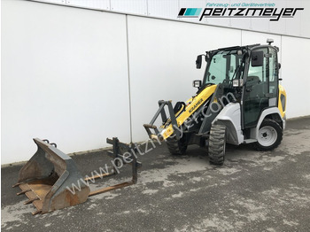 Încărcător frontal pe pneuri KRAMER