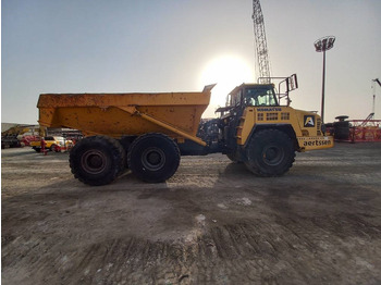 Camion articulat Komatsu HM400-3R (4 pcs available in Abu Dhabi): Foto 4
