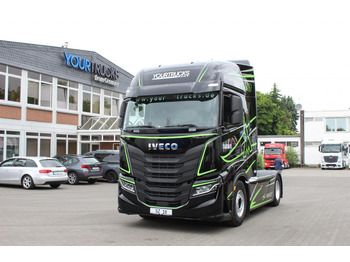 Cap tractor IVECO S-WAY