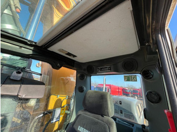 Excavator pe şenile LIEBHERR R 926 SLC Ketten- Raupenbagger Verstella.Deutsch: Foto 3 Excavator pe şenile LIEBHERR R 926 SLC Ketten- Raupenbagger Verstella.Deutsch: Foto 3