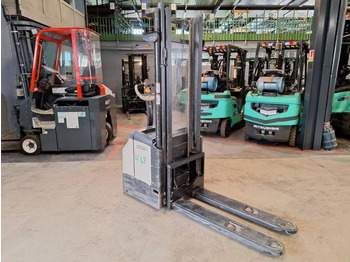 Transpalet la mare înălţime Crown ES4000-1.6: Foto 3