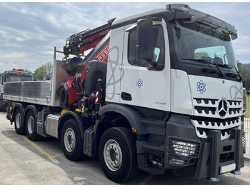 Camion cu macara MERCEDES-BENZ